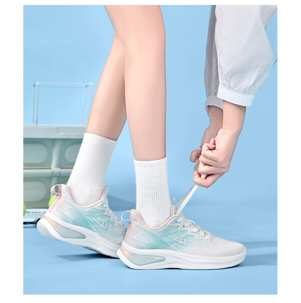 New Women's Breathable Mesh Sports Casual Running Women's Shoes - Image 5